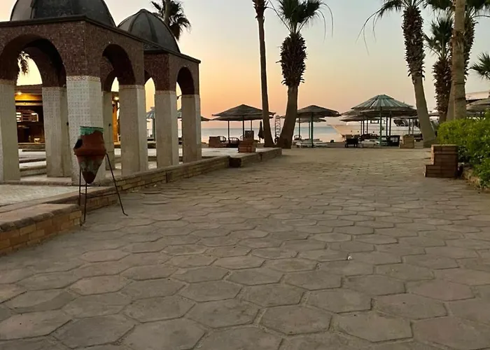 Mashrabiya One Bed Szálloda 3*
