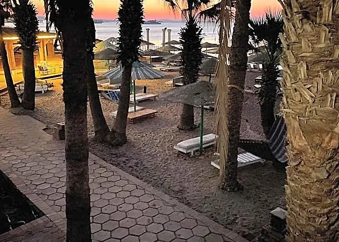 Mashrabiya One Bed 3*